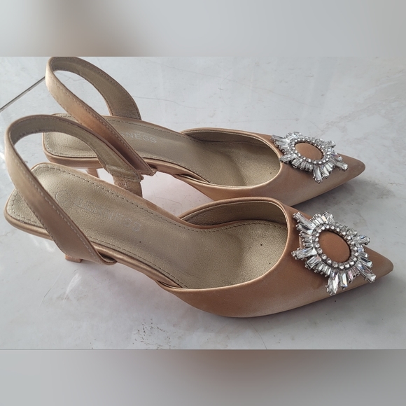 Women Pumps Rhinestone Sun Flower Shoes Satin Pointed Toe - Picture 5 of 8